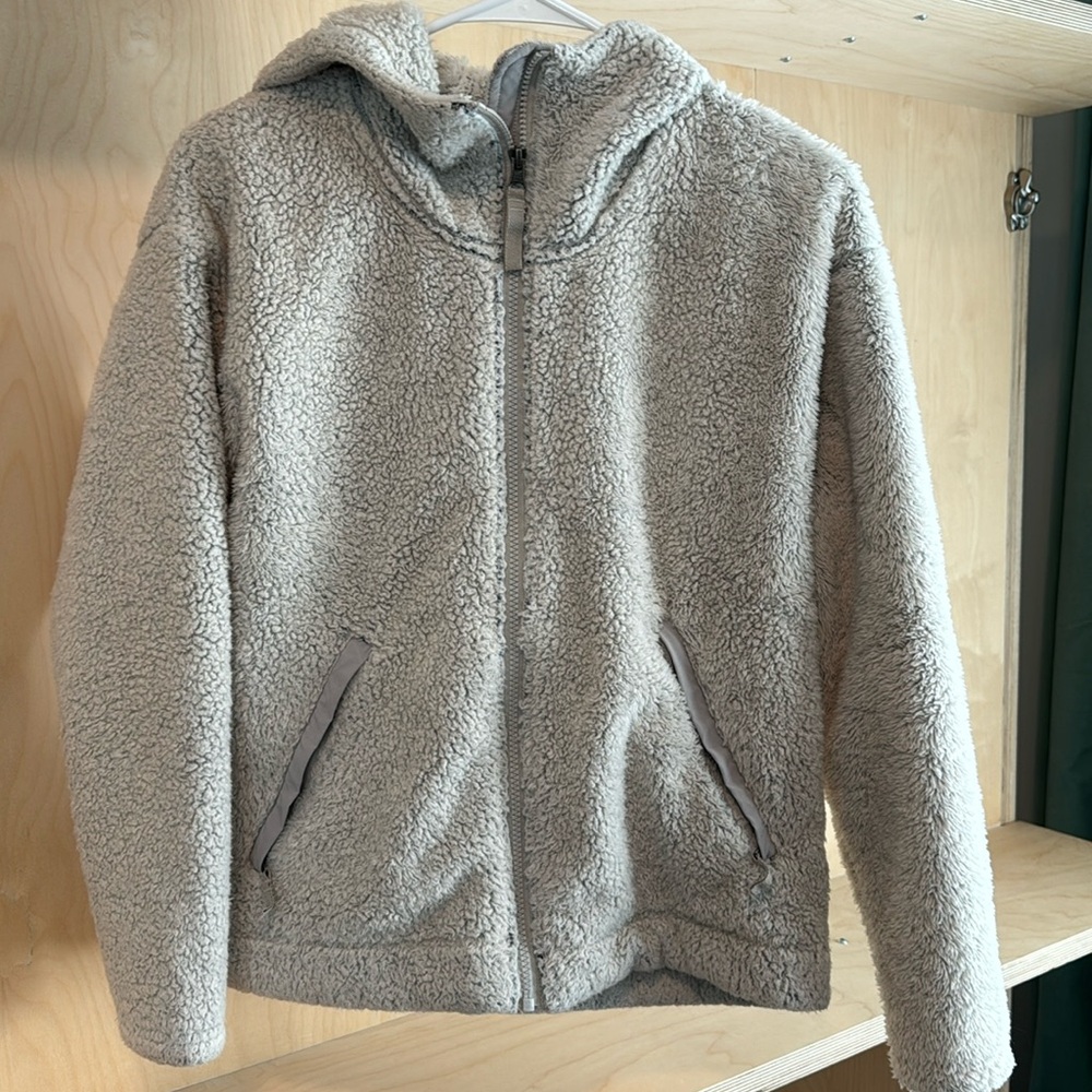 The north Face Grey Fuzzy Zip Up Jacket - Size Medium